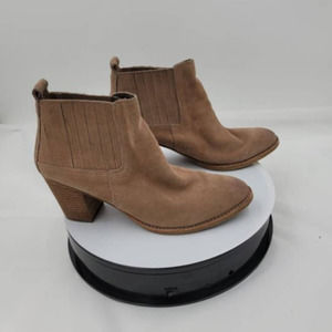 Dolce Vita Jorie pull on tan suede ankle  cowgirl boots 9.5